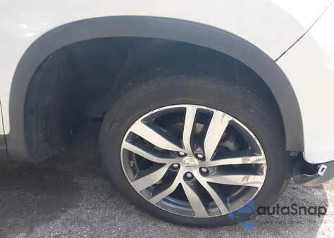 2018 Honda Pilot Elite z USA, uszkodzony, nr VIN 5FNYF6H03JB047552